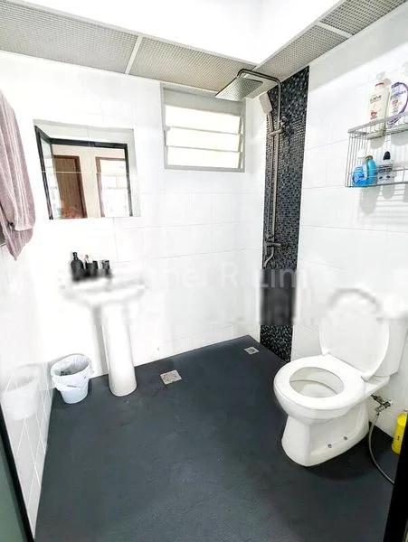 Room (HDB) for Rent in  487 Segar Road - Image 2